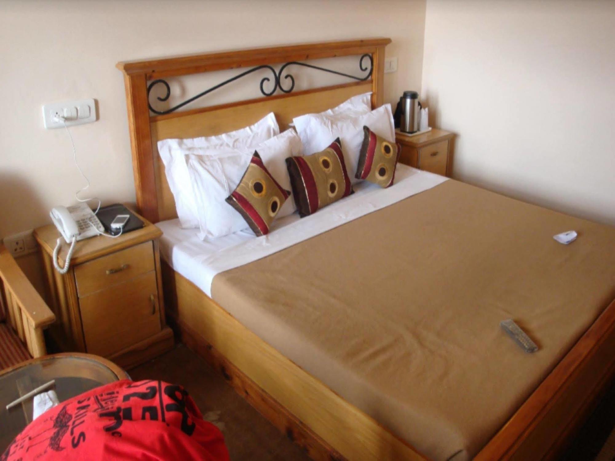 Asian Plaza Hotel Dharamshala Bagian luar foto